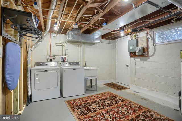 1207 ANGLESEA ST, Baltimore, MD 21224