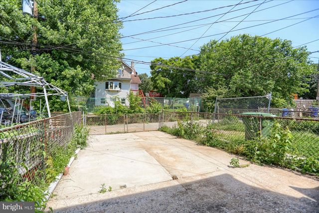 1207 ANGLESEA ST, Baltimore, MD 21224