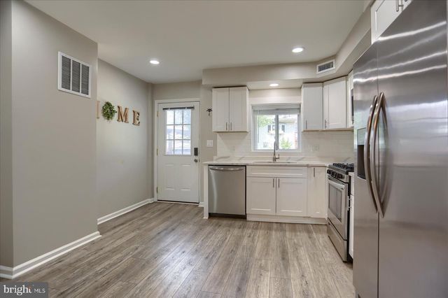 1207 ANGLESEA ST, Baltimore, MD 21224