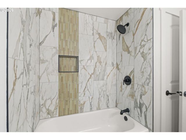 3708 KIRSTEN St, Eugene, OR 97404