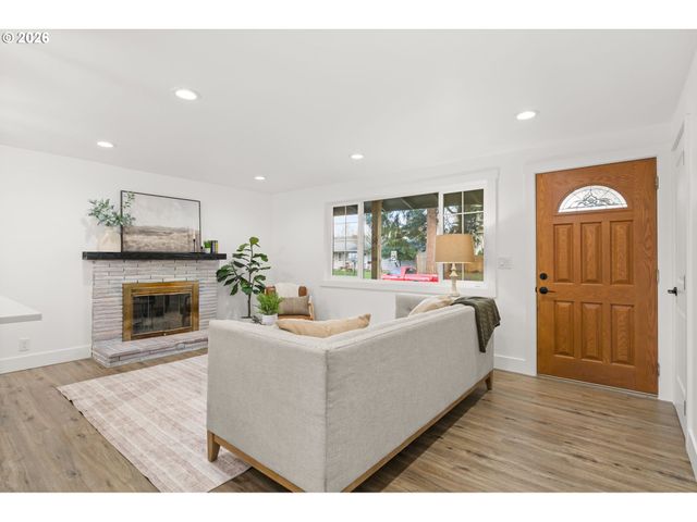 3708 KIRSTEN St, Eugene, OR 97404