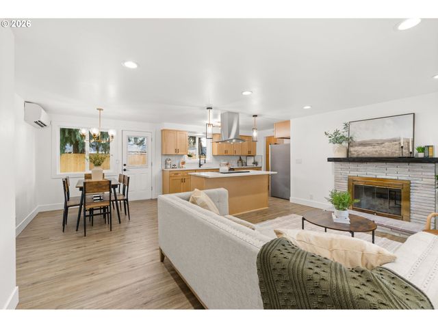 3708 KIRSTEN St, Eugene, OR 97404