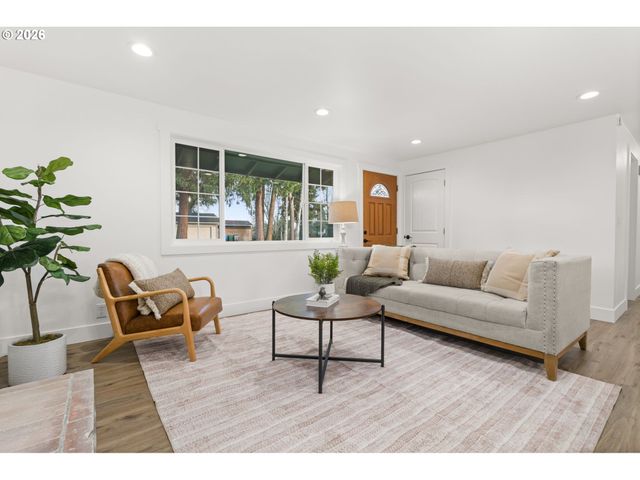 3708 KIRSTEN St, Eugene, OR 97404