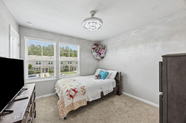 575 OAKLEAF PLANTATION Parkway 103, Orange Park, FL 32065