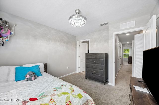 575 OAKLEAF PLANTATION Parkway 103, Orange Park, FL 32065