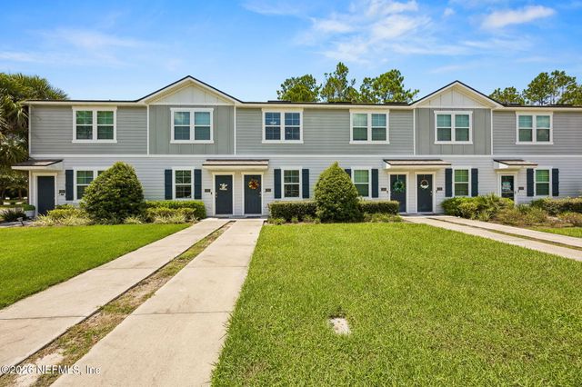 575 OAKLEAF PLANTATION Parkway 103, Orange Park, FL 32065