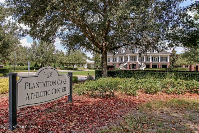 575 OAKLEAF PLANTATION Parkway 103, Orange Park, FL 32065