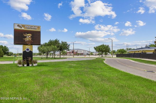 575 OAKLEAF PLANTATION Parkway 103, Orange Park, FL 32065