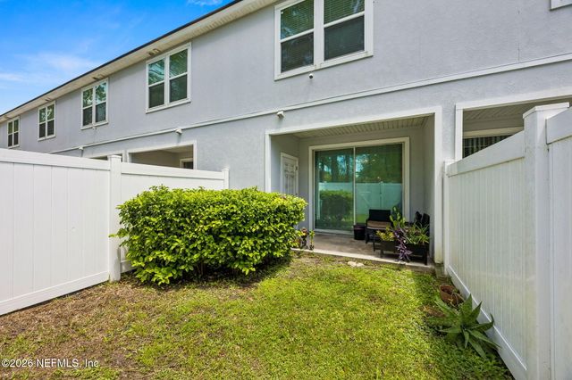575 OAKLEAF PLANTATION Parkway 103, Orange Park, FL 32065