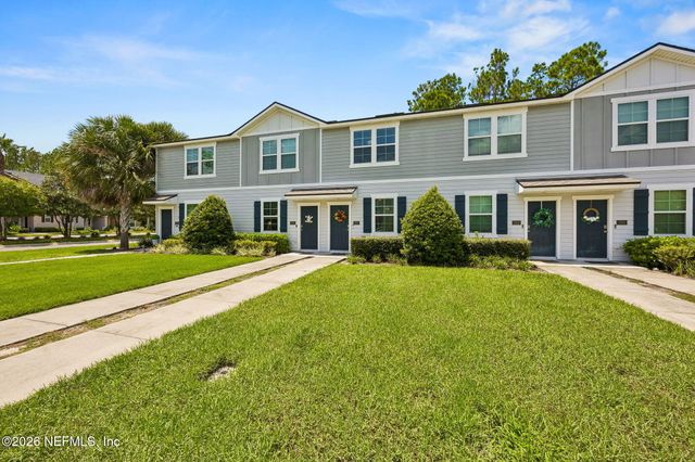 575 OAKLEAF PLANTATION Parkway 103, Orange Park, FL 32065