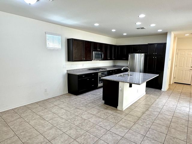 3833 E Robert Street, Gilbert, AZ 85295