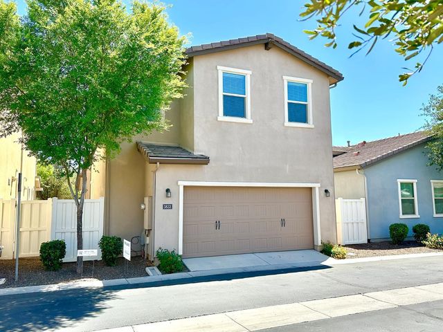 3833 E Robert Street, Gilbert, AZ 85295