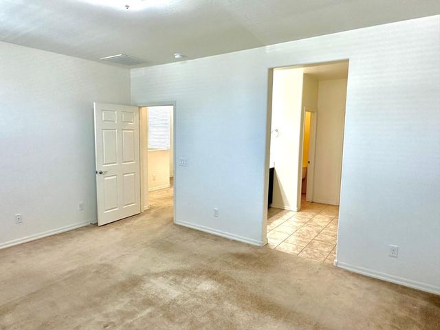 3833 E Robert Street, Gilbert, AZ 85295