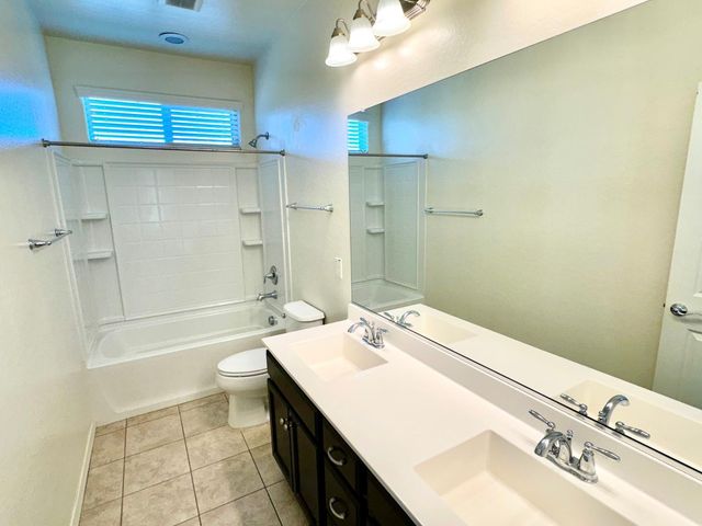 3833 E Robert Street, Gilbert, AZ 85295