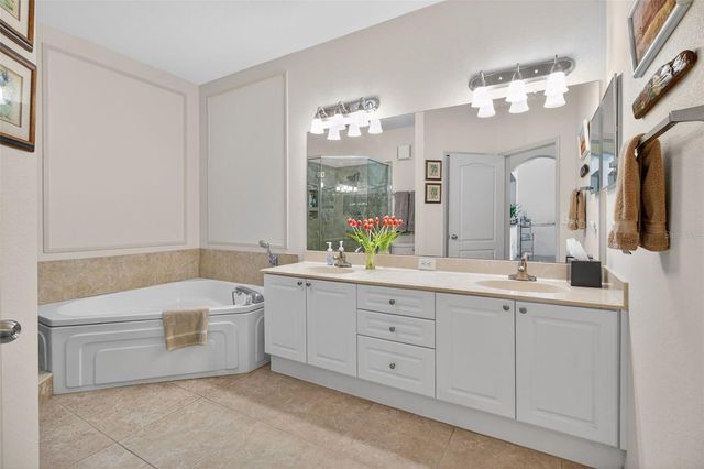 2746 VIA TIVOLI 116A, Clearwater, FL 33764