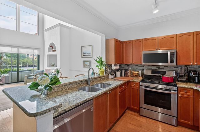 2746 VIA TIVOLI 116A, Clearwater, FL 33764