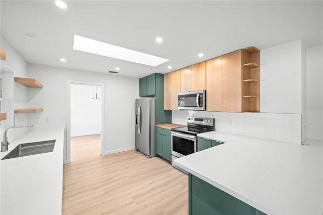 1404 64TH STREET NW, Bradenton, FL 34209