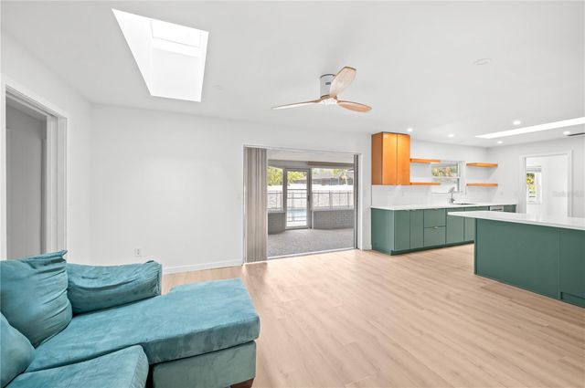 1404 64TH STREET NW, Bradenton, FL 34209