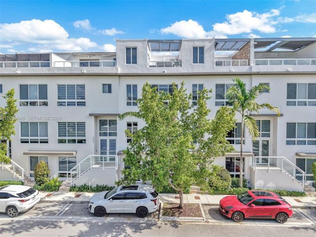 10350 NW 64th Street, Doral, FL 33178