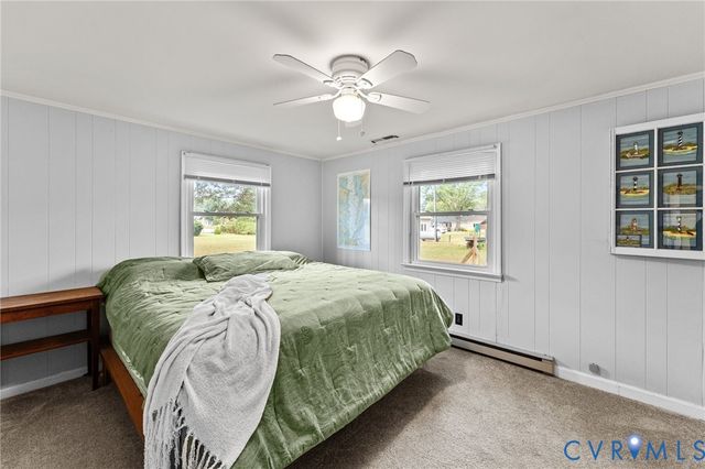 1061 Timberneck Rd, Deltaville, VA 23043