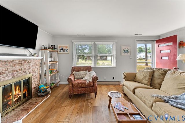 1061 Timberneck Rd, Deltaville, VA 23043