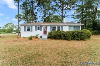 1061 Timberneck Rd, Deltaville, VA 23043