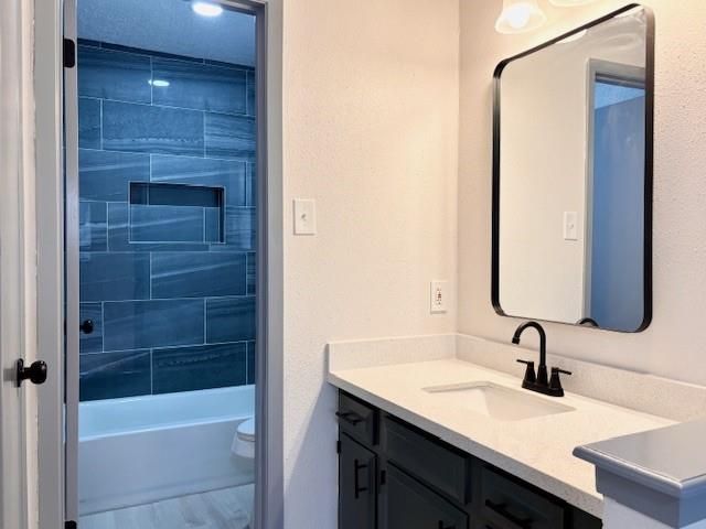 5014 Meadow Place Drive, La Porte, TX 77571