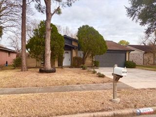 5014 Meadow Place Drive, La Porte, TX 77571