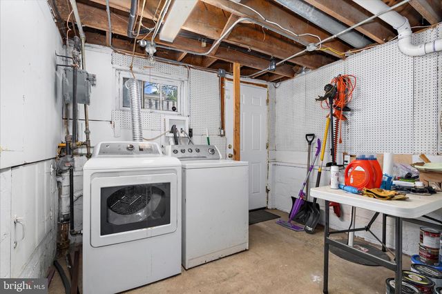 726 NOTTINGHAM RD, Baltimore, MD 21229