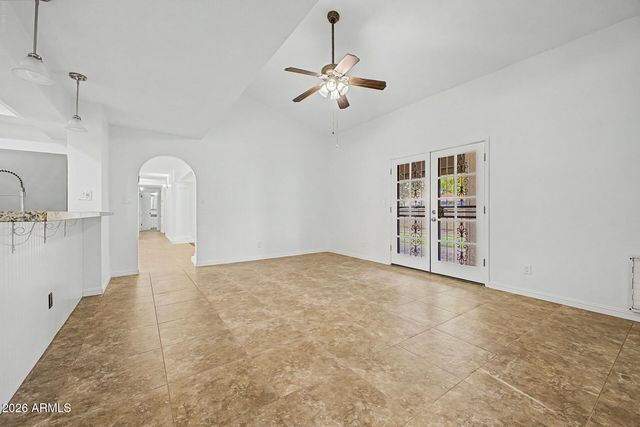 300 W CHILTON Street, Chandler, AZ 85225