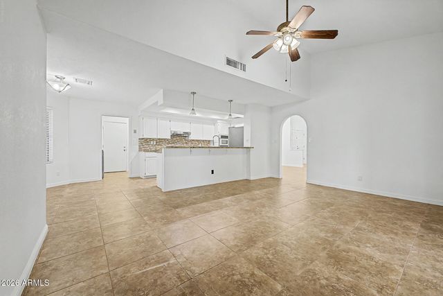 300 W CHILTON Street, Chandler, AZ 85225