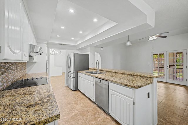 300 W CHILTON Street, Chandler, AZ 85225