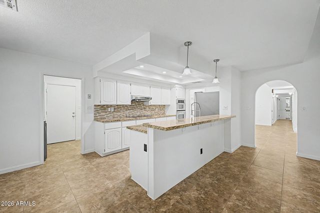 300 W CHILTON Street, Chandler, AZ 85225