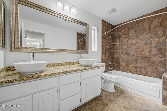 300 W CHILTON Street, Chandler, AZ 85225