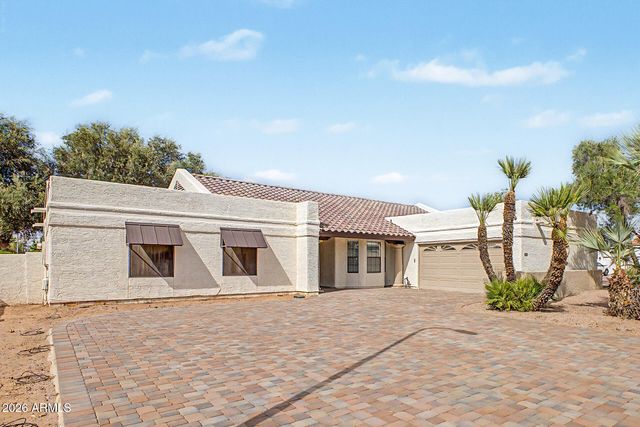 300 W CHILTON Street, Chandler, AZ 85225