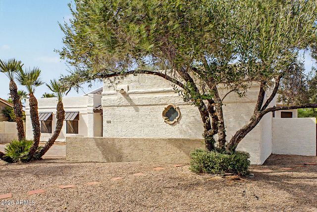 300 W CHILTON Street, Chandler, AZ 85225