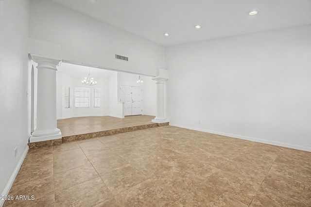 300 W CHILTON Street, Chandler, AZ 85225
