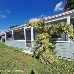 466 Laurie Street N, Melbourne, FL 32935