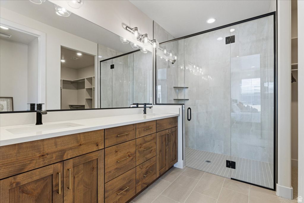 Image 11 of property listing at 296 E 1100 N, Hurricane, UT 84737