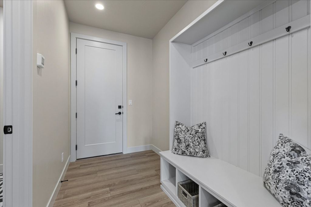 Image 17 of property listing at 296 E 1100 N, Hurricane, UT 84737