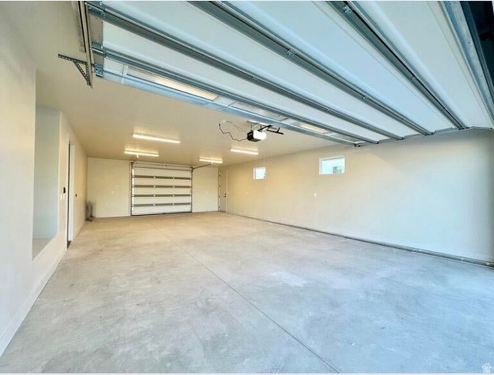 Image 26 of property listing at 296 E 1100 N, Hurricane, UT 84737