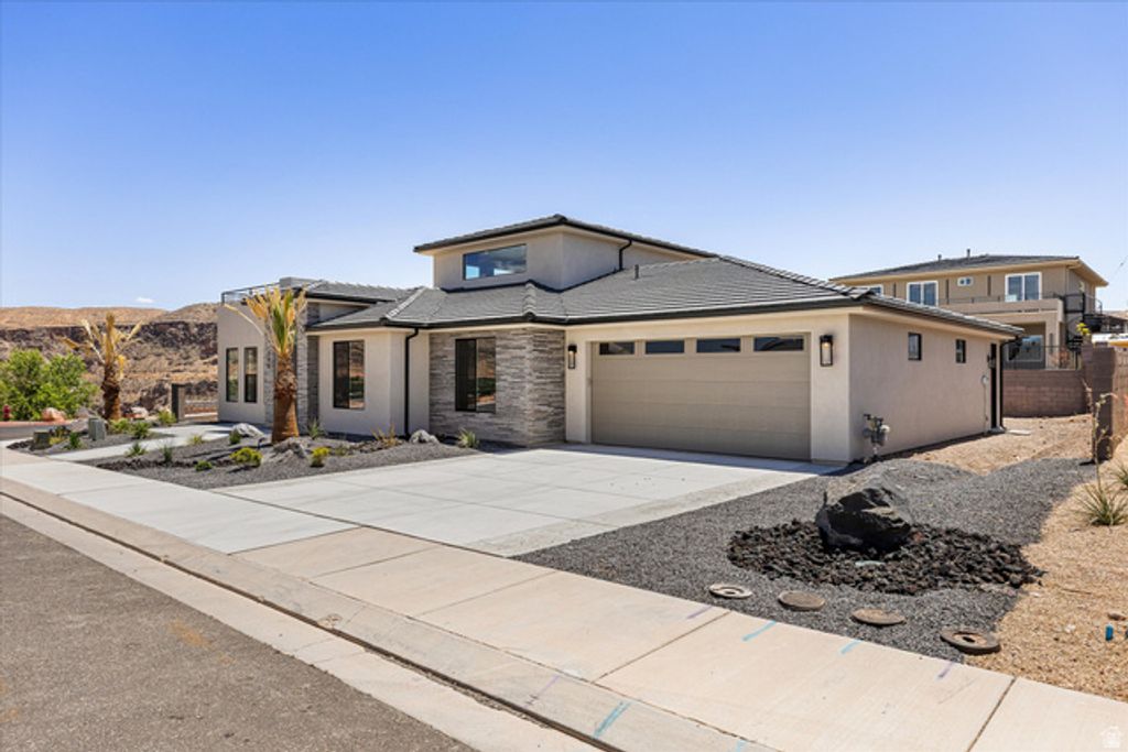 Image 27 of property listing at 296 E 1100 N, Hurricane, UT 84737