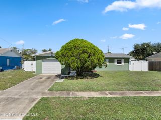 350 Maple Place, Titusville, FL 32780