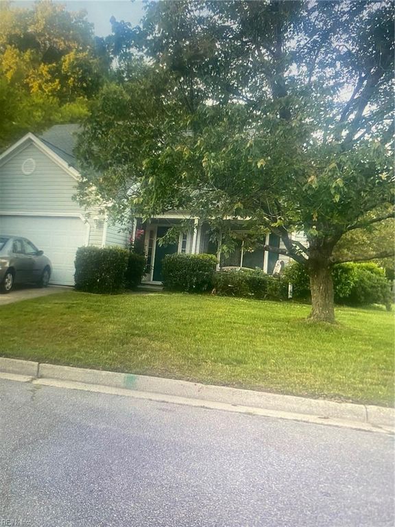 3700 Bridle Path LN, Suffolk, VA 23435