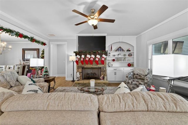 564 White Oak Way, Monroe, GA 30655