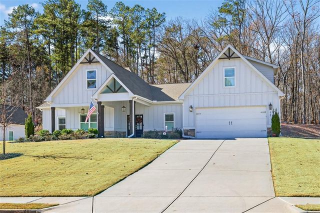 564 White Oak Way, Monroe, GA 30655