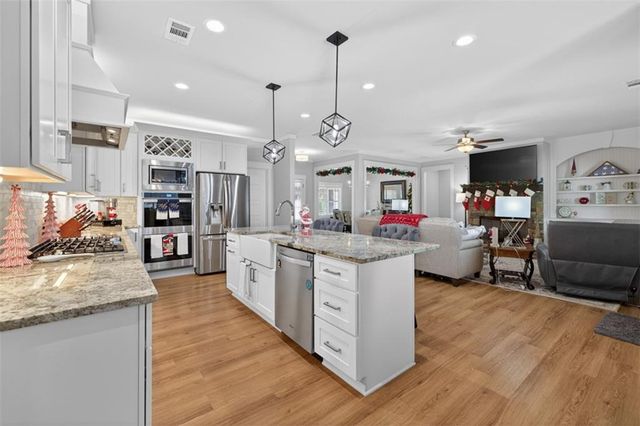 564 White Oak Way, Monroe, GA 30655