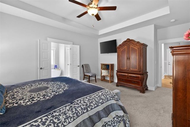 564 White Oak Way, Monroe, GA 30655