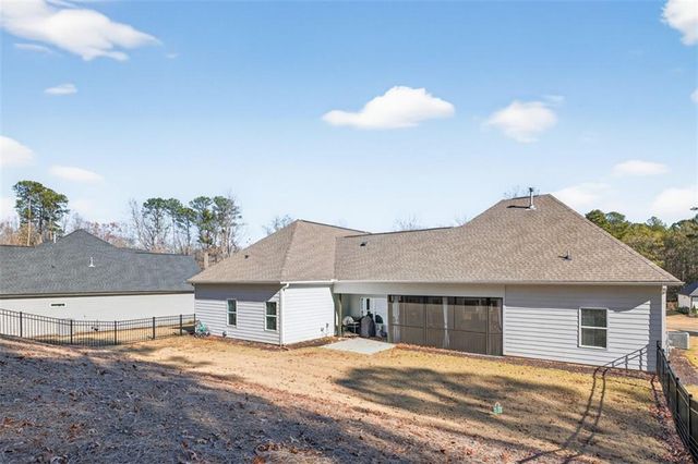 564 White Oak Way, Monroe, GA 30655