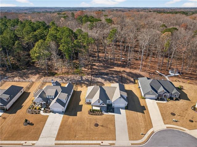 564 White Oak Way, Monroe, GA 30655